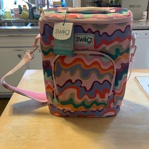 Swig Crossbody Cooler